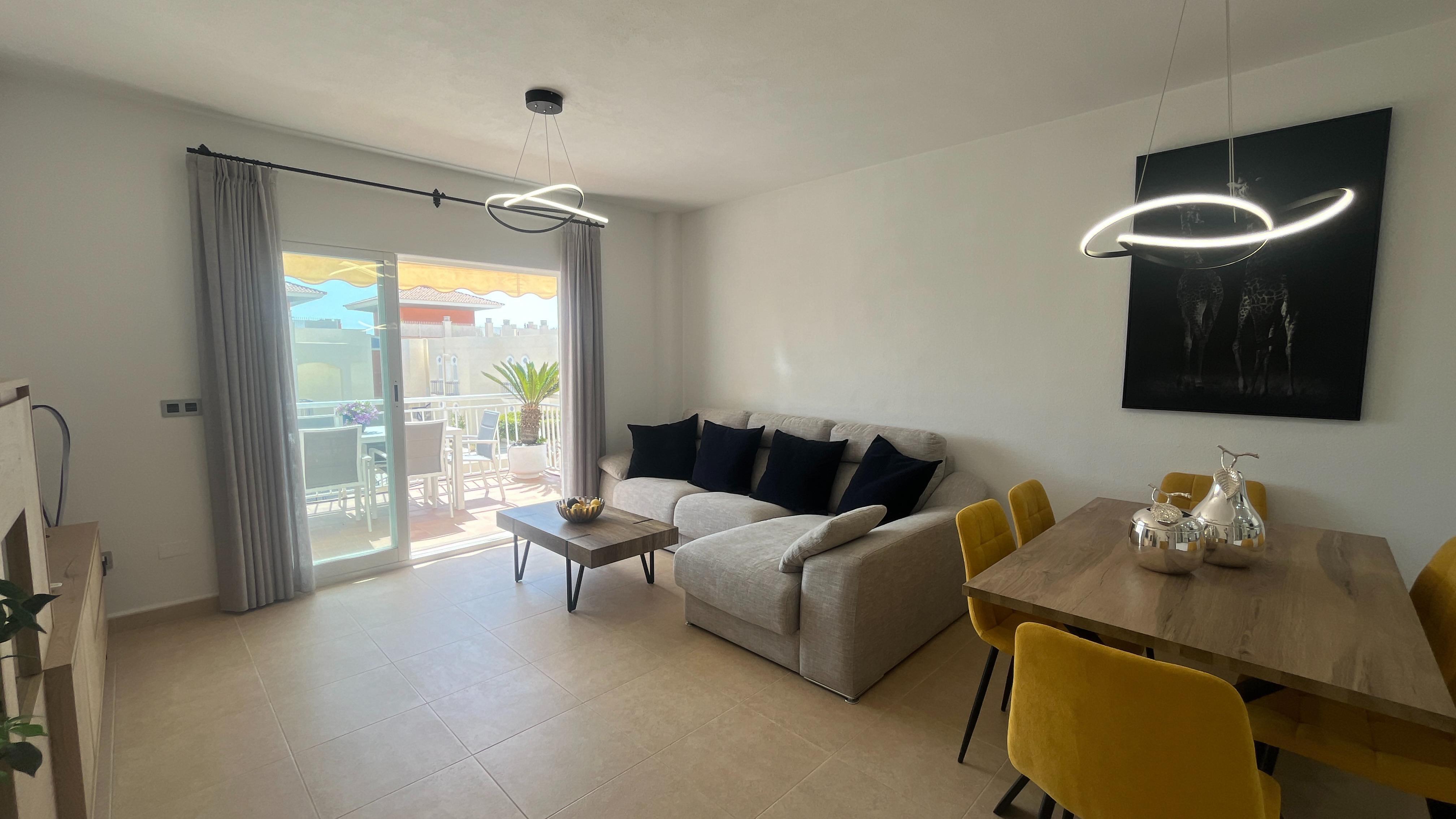 Apartamento de 3 cuartos, cercano al campo de golf: Apartamento en alquiler en Mojácar, Almería