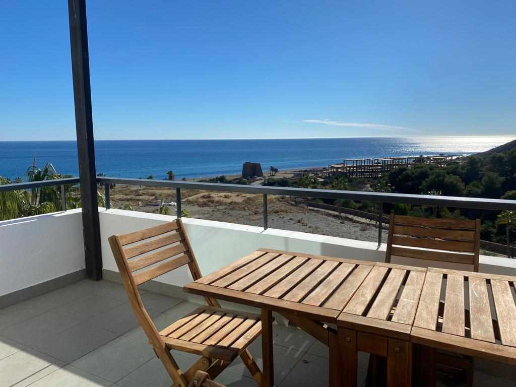 Apartamento con hermosas vistas a la montaña y mar: Apartamento en alquiler en Mojácar, Almería