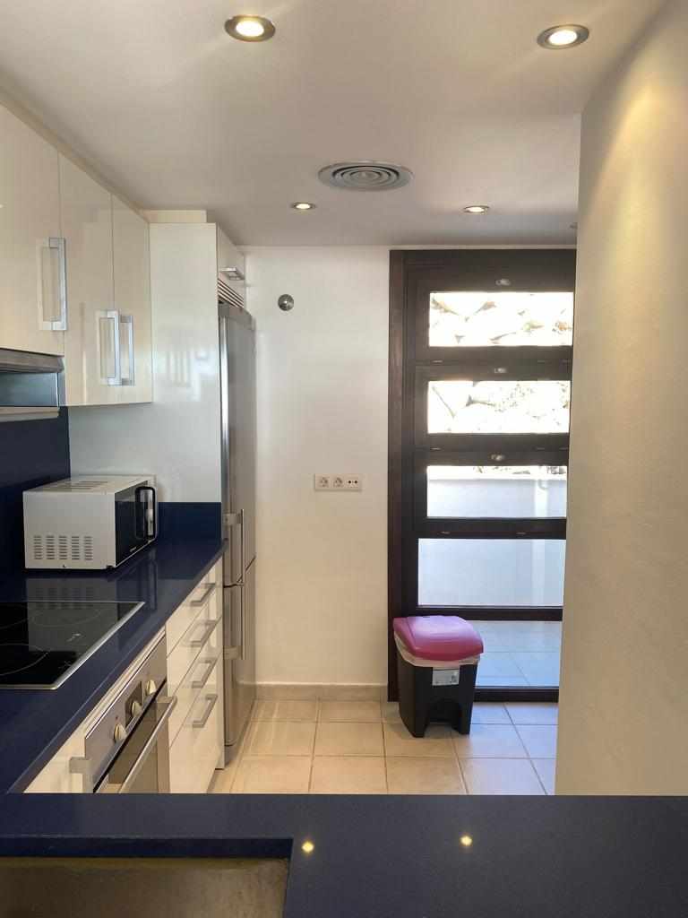 Apartamento con hermosas vistas a la montaña y mar: Apartamento en alquiler en Mojácar, Almería