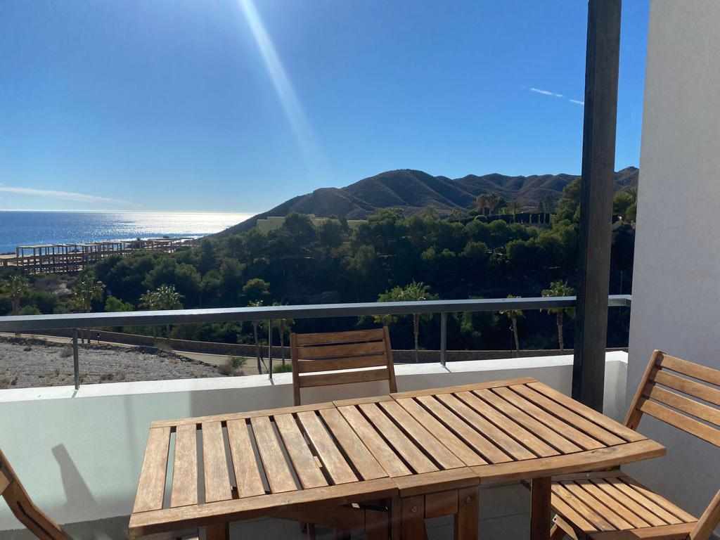 Apartamento con hermosas vistas a la montaña y mar: Apartamento en alquiler en Mojácar, Almería