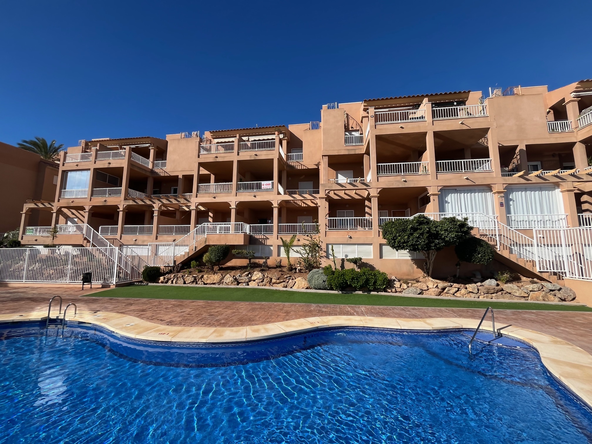 Moderno apartamento  con vistas a la puesta de sol: Apartamento en alquiler en Mojácar, Almería