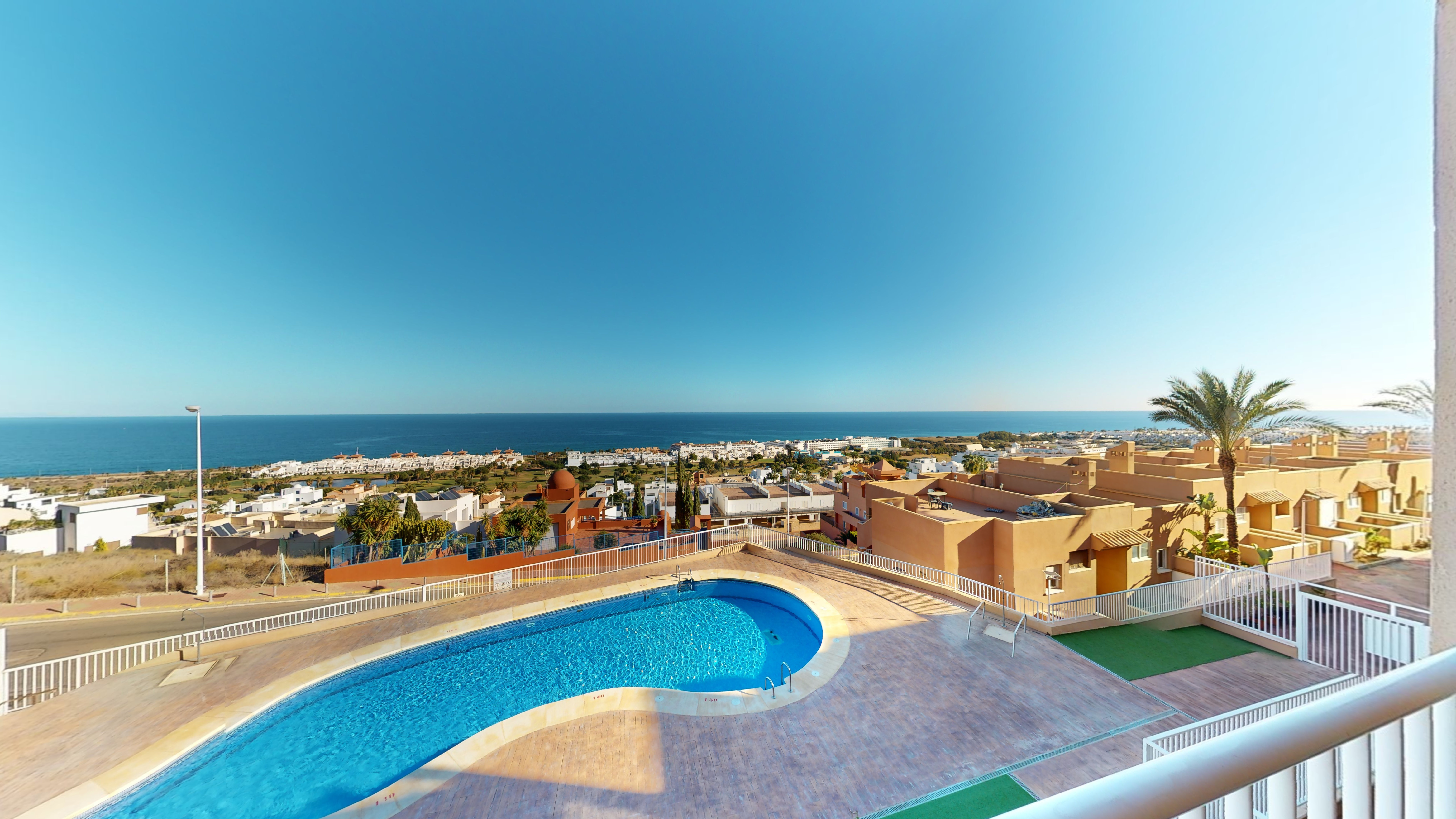 Moderno apartamento  con vistas a la puesta de sol: Apartamento en alquiler en Mojácar, Almería